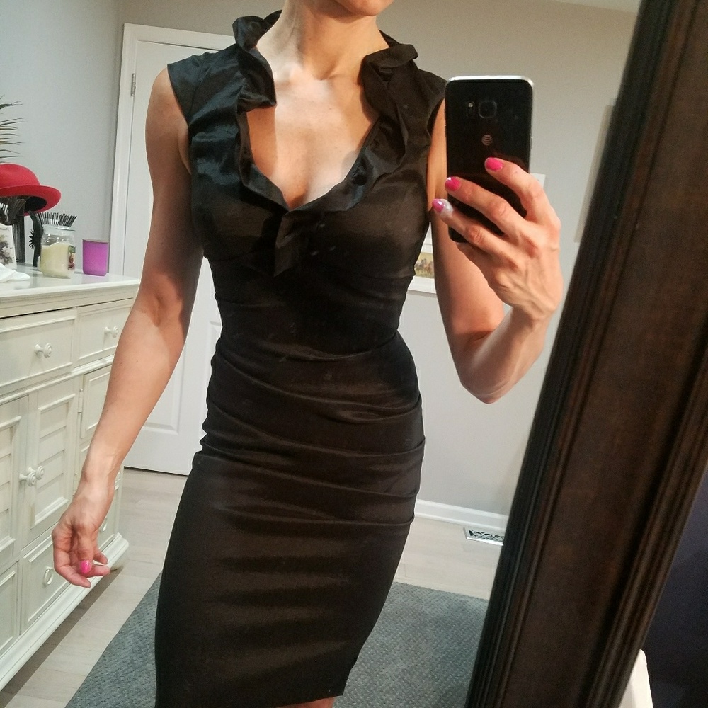 Jade Rouched Black Knee length dress